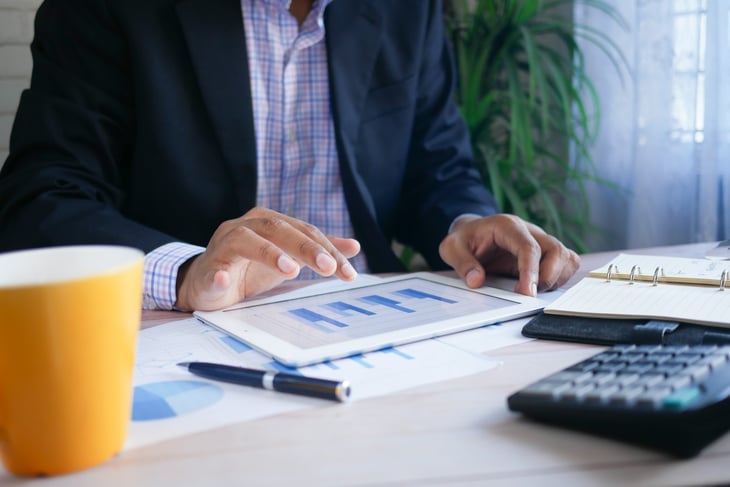 Why You Need a Bookkeeping App for Your iPhone